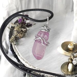 5 For $25💫Wire Wrapped Lilac Pink Quartz Pendant